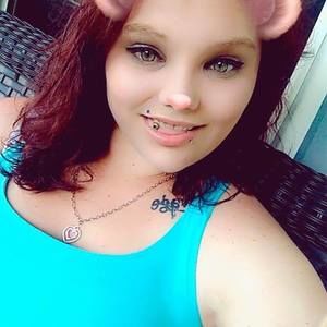 Meet your Posher, Carrie